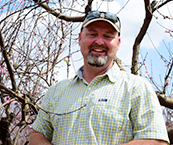 peach grower Andrew Bodie image